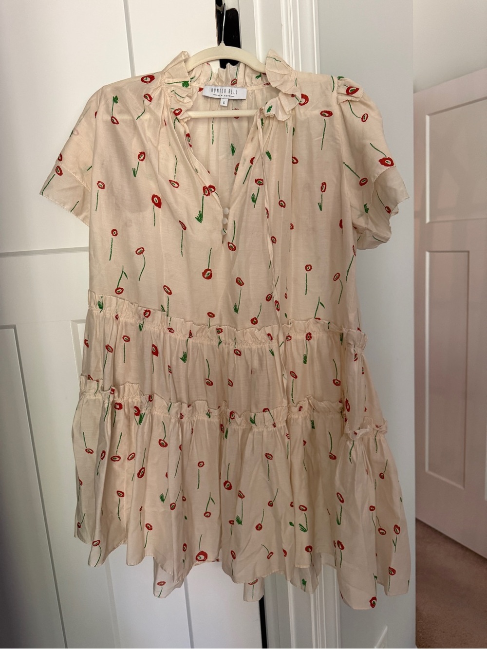 Hunter Bell Merritt Dress Floral Short Flutter sleeve tiered - Picture 3 of 6